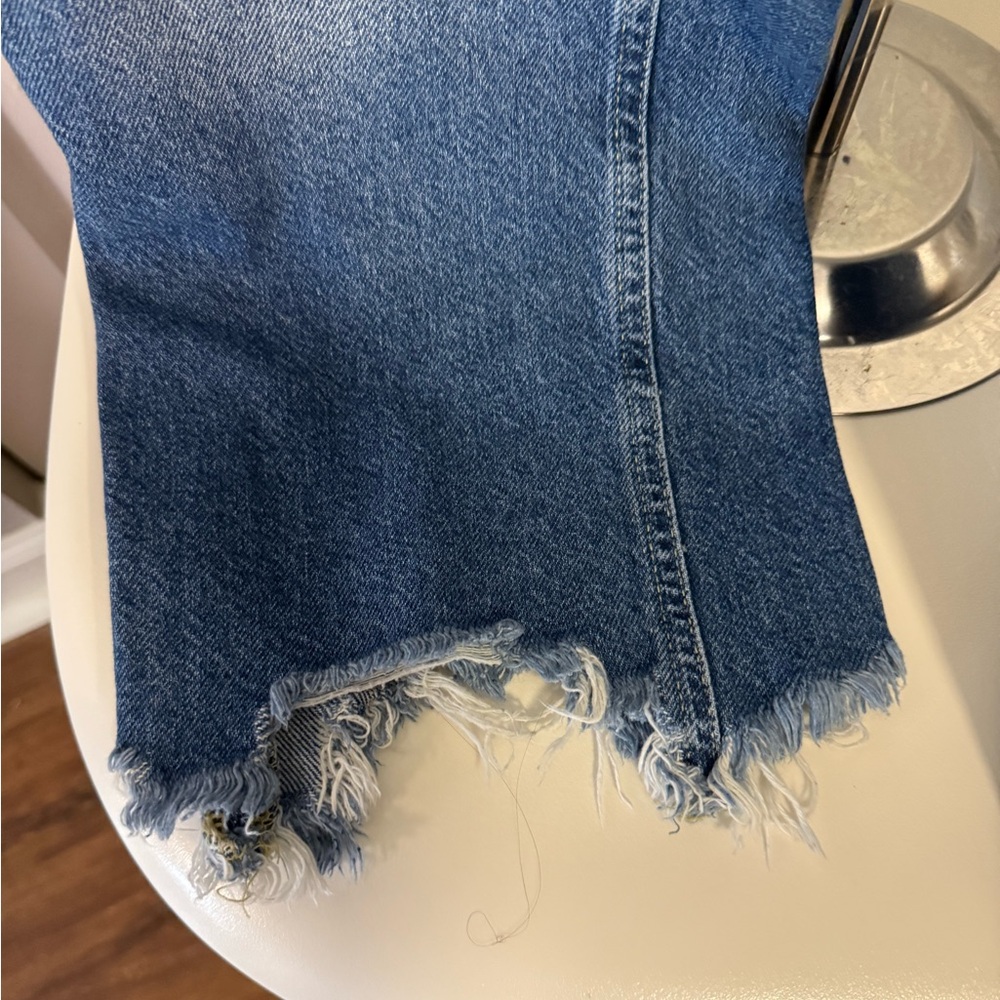 We The Free Maggie Straight Leg Jeans Size 28 Distressed Jeans - Picture 5 of 7